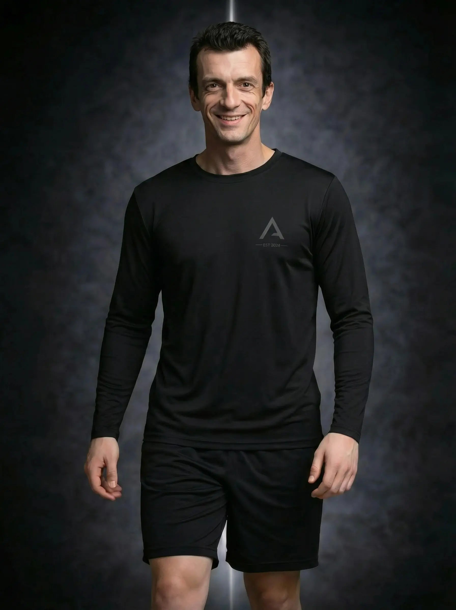 Long sleeve noir ASCENT avec logo minimaliste sur la poitrine