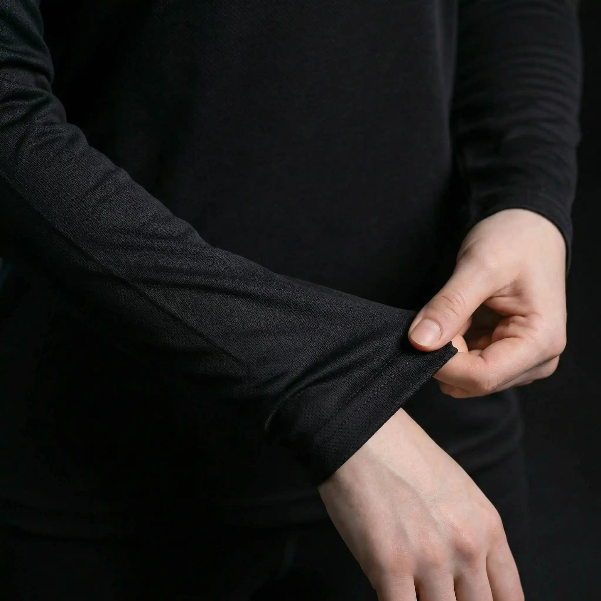 Long sleeve noir ASCENT DETAIL MANCHE